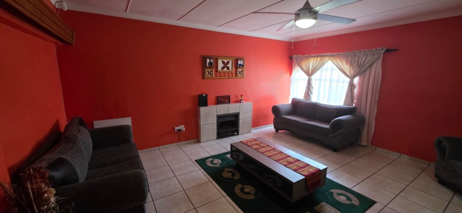 4 Bedroom Property for Sale in Meiringspark North West